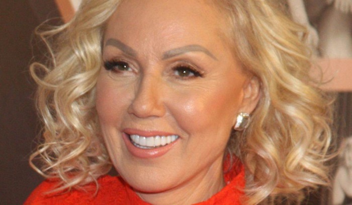 Lepa Brena poslala poruku iz bolnice: “Dragi moji…”