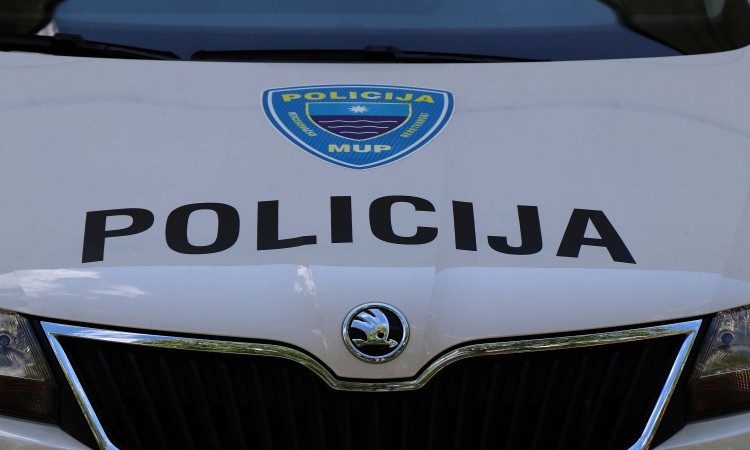 Mostar: Uhapšen muškarac koji je bježao policiji prevozeći migrante