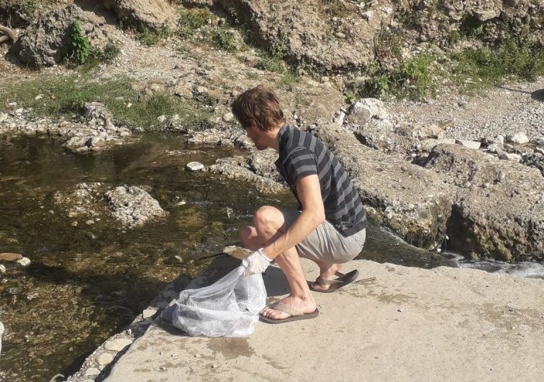 Sramotno: Najbolje skakačice i skakači svijeta čiste plato ispod Starog