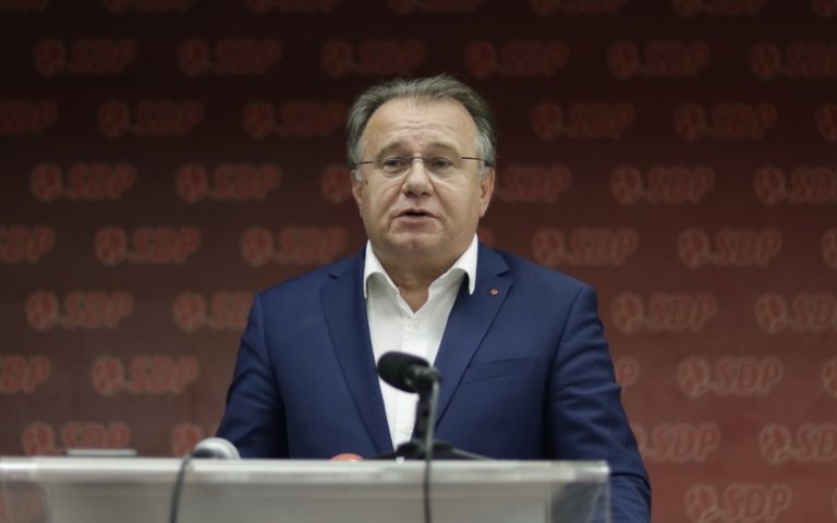 Helez nagovijestio produženje Nikšićevog mandata kao predsjednika SDP-a