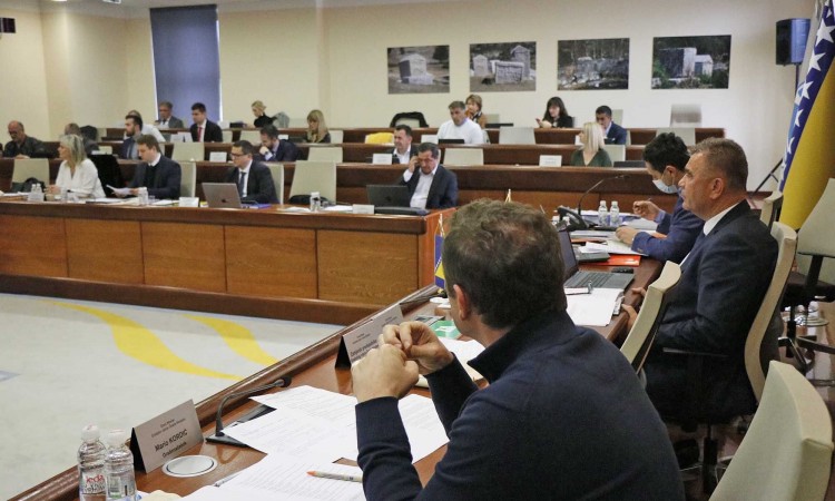 Duge liste čekanja u mostarskim vrtićima: 4600 djece, 1880 slobodnih mjesta