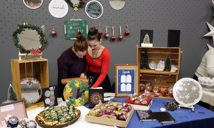 Mostarski kreativci izlažu svoje rukotvorine – nakit, odjeća i sve za dom