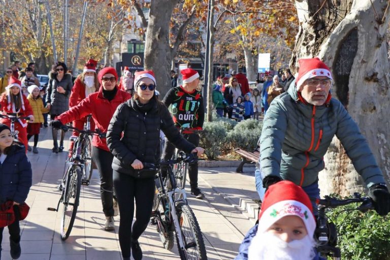 Više od dvjesto Djeda Mrazova na ulicama Mostara