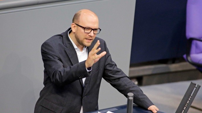 1952ff0e758f4ec9a7aa15391fde6637 (1)