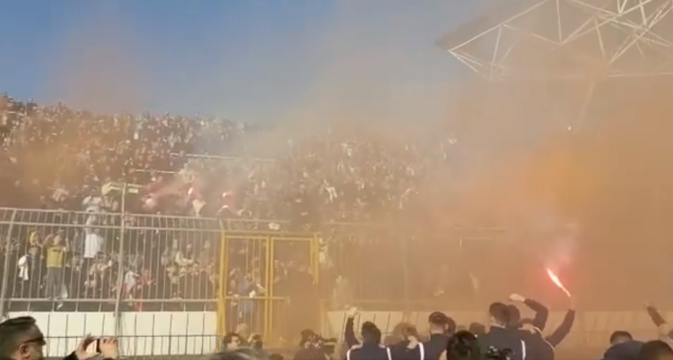 Navijači priredili fantastičan doček juniorima Hajduka