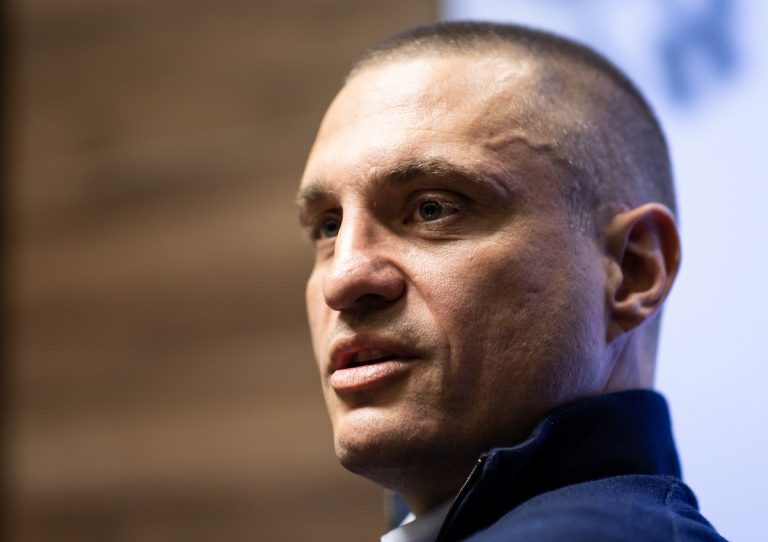 Vidić šokirao nogometnu Srbiju, povukao kandidaturu za predsjednika saveza