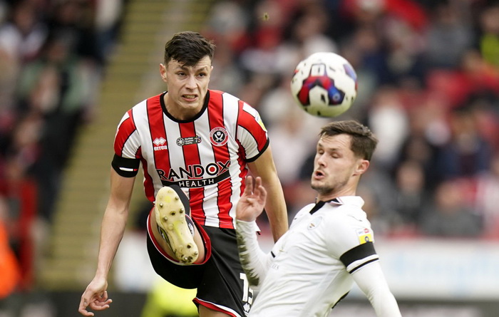 Ahmedhodžić na meti četiri premierligaša, zainteresovan i najbogatiji klub na svijetu