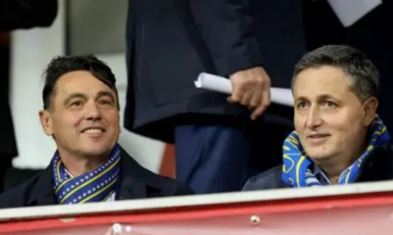 Brojne poznate ličnosti bodre Zmajeve sa tribina