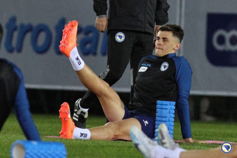 Tahirović prvi put među Zmajevima: Nije bilo sumnje, želio sam samo dres BiH