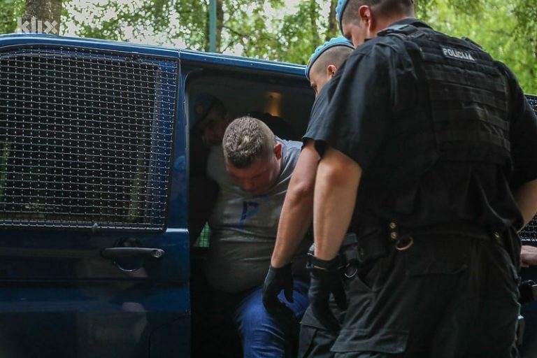 Arminu Berberoviću određen jednomjesečni pritvor