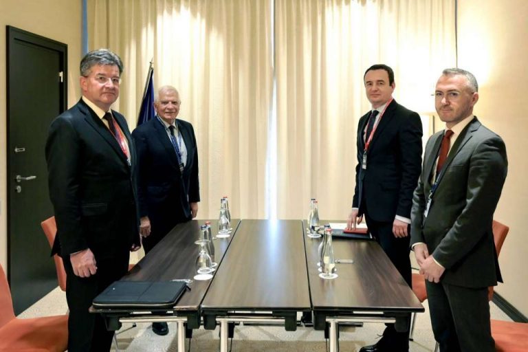 Kurti u Bratislavi razgovarao s Lajčakom i Borrellom