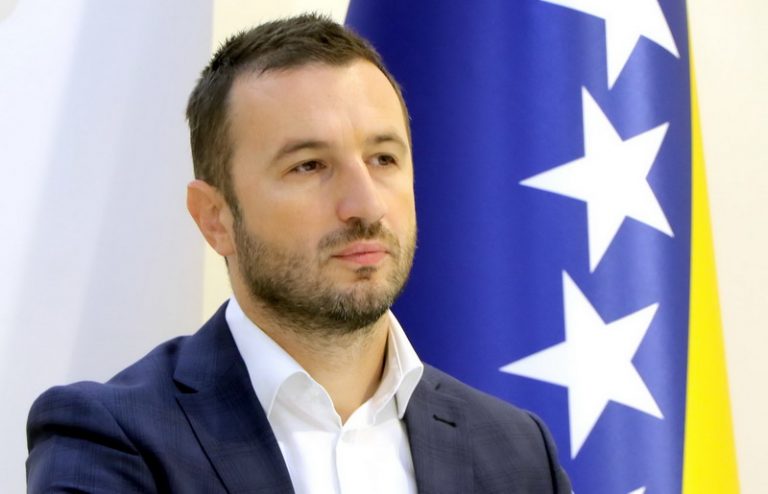 Efendić: Nedavno sam imao sastanak sa Izetbegovićem, ali novi lider SDA treba biti neko mlad