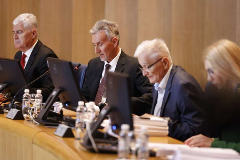 Dom naroda jednoglasno usvojio ukidanje PDV-a na doniranu hranu