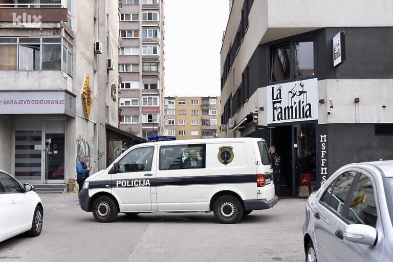 Bačena bomba na ugostiteljski objekat na Čengić Vili