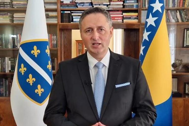 Bećirović: Dosta je Dodikovih laži i obmana, milioni nas će braniti BiH
