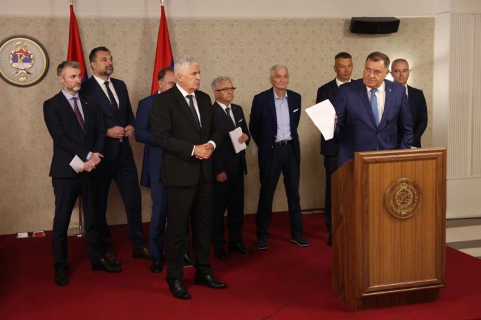 sastanak hdz snsd i trojka