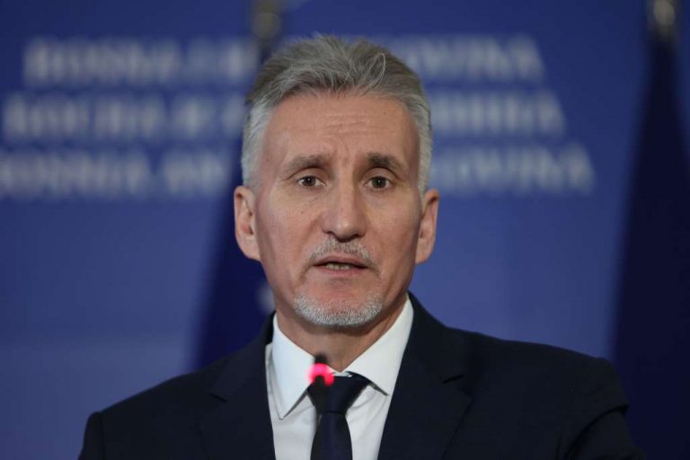 Ademović:Ovo je dan kada se sjećamo naše slavne antifašističke prošlosti i naših najhrabrijih sinova