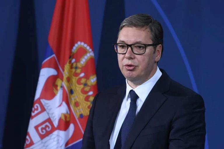 Novinari iz Niša odbili Vučićevo izvinjenje, obustavljaju izvještavanje o njemu