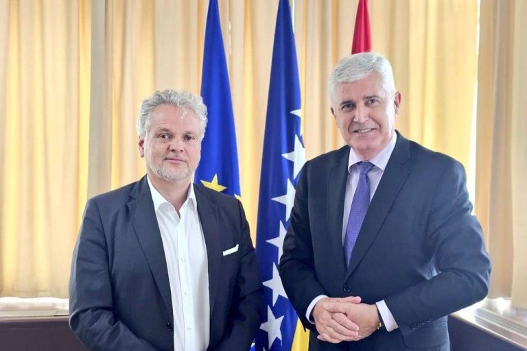 Čović sa Sattlerom o političkoj situaciji, evropskim integracijama, funkcionisanju institucija