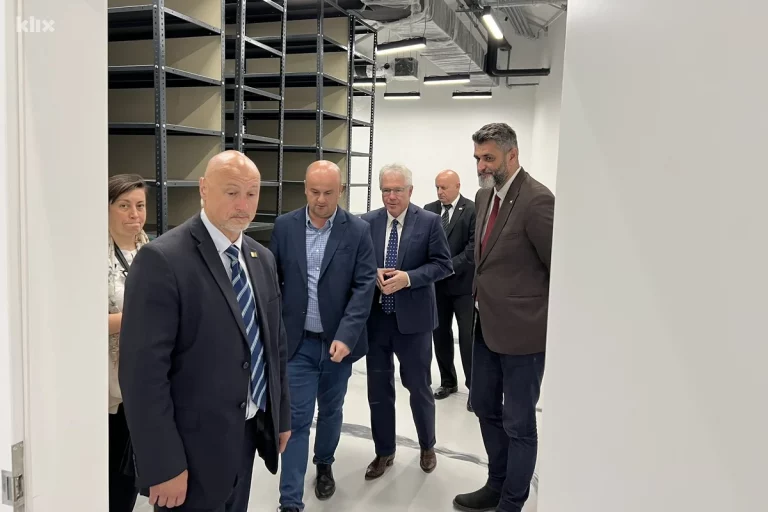 Otvoren depo za čuvanje ličnih predmeta žrtava genocida: Poslate emotivne poruke