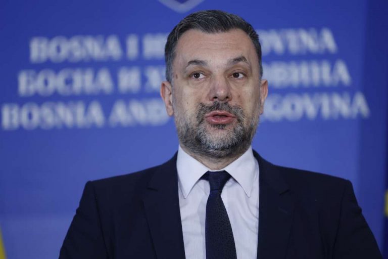 Oglasio se Konaković: Brutalno napadaju Trojku za procese za koje su lično odgovorni