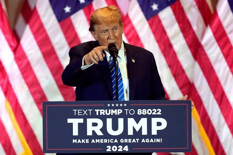 Trump: Američka administracija imala vrlo ozbiljne razgovore s Rusijom o ukrajinskom ratu