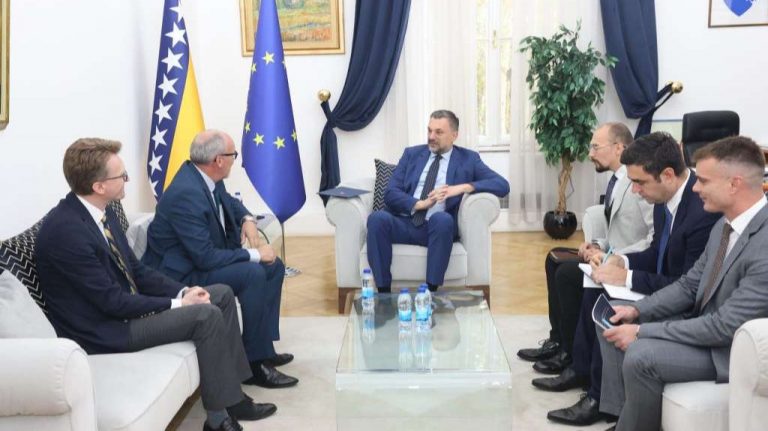 Konaković primio u nastupnu posjetu ambasadora Švicarske Dergetija