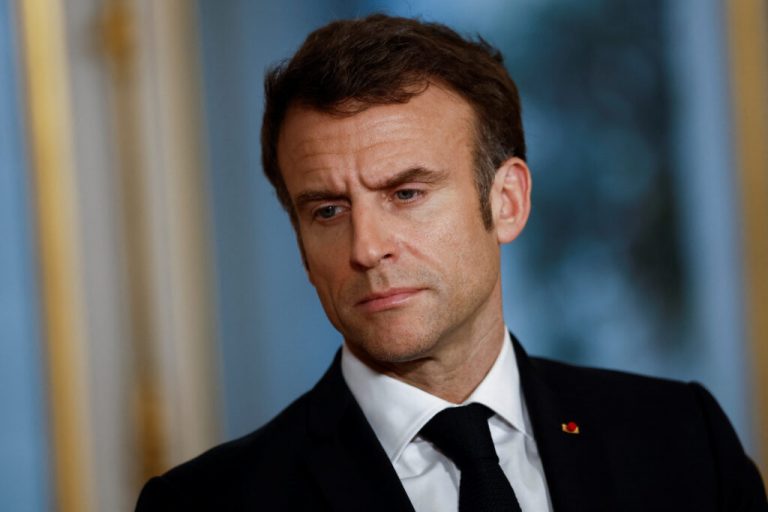 Macron u Kini: Na stolu više gorućih tema