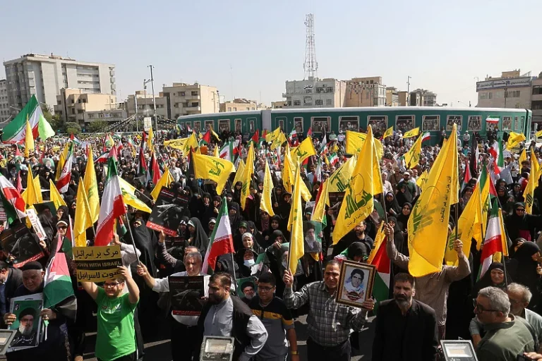 Iranska revolucionarna garda: “Napravili ste ludost, baze nisu snaga, već najveća ranjivost SAD-a”