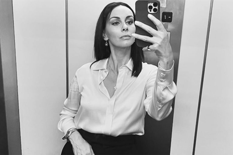 Detalji napada na Slobodu Mićalović: Žena je za kosu izvukla iz vozila