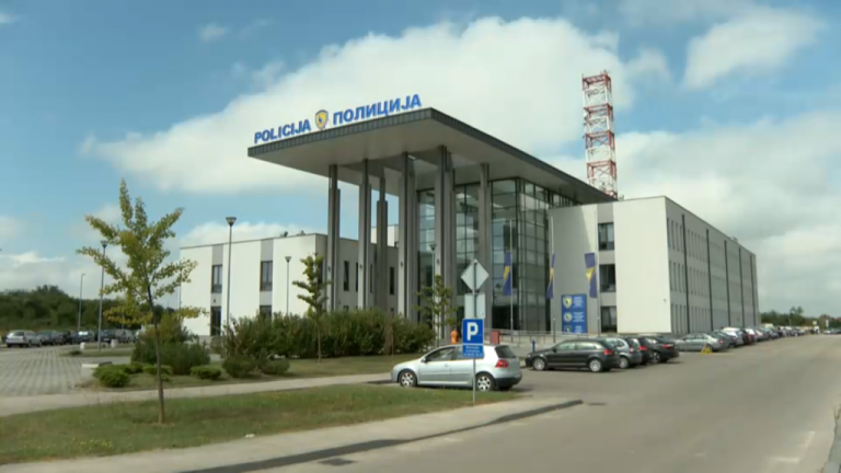 U Brčkom poginuo radnik prilikom pada sa skele