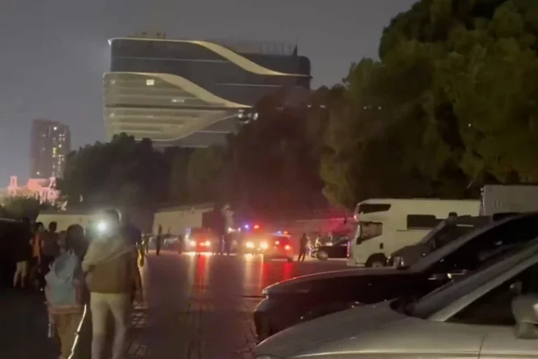 Kina: 62-godišnjak se automobilom zabio u veliku grupu ljudi, poginulo najmanje 35 osoba