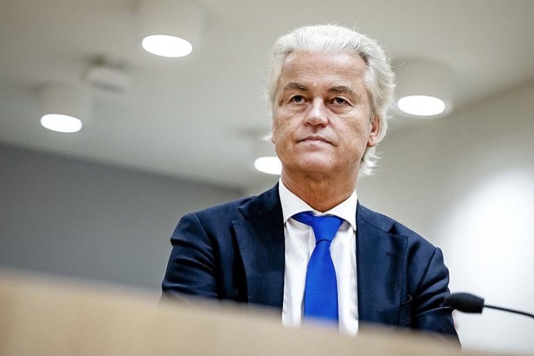 Nizozemski desničar Geert Wilders o slavlju Sirijaca u Evropi: “Ako slave, onda se mogu vratiti nazad”