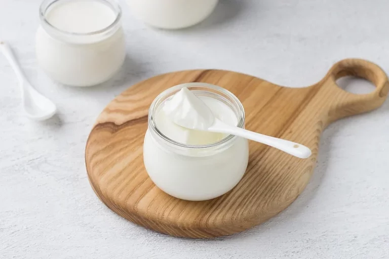 Jedan od najzdravijih fermetiranih proizvoda: Zašto je bitno da konzumirate kefir?