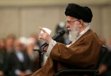 Khamenei optužio demonstrante da protestuju kako bi “udovoljili” predsjedniku Trumpu