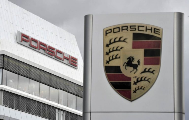 Volkswagen smanjio prognoze, dok Porsche usporava uvođenje električnih vozila