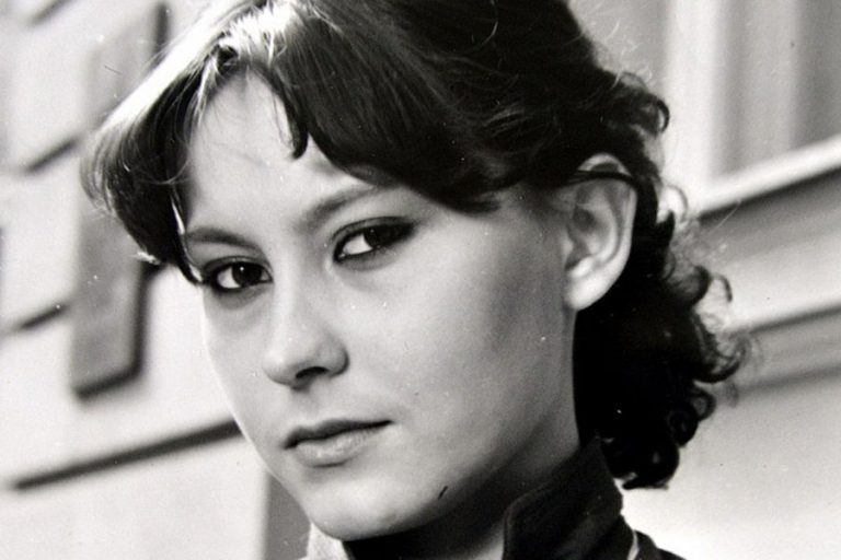 TRAGIČNA SUDBINA GLUMICE KOJU JE VOLJELA CIJELA JUGOSLAVIJA: Umrla je iznenada, doživjela sudbinu svoje majke…