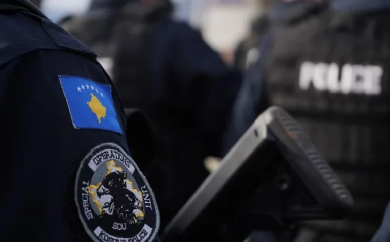 Pokrenuta istraga: Troje djece poginulo u obrušavanju kuće na Kosovu