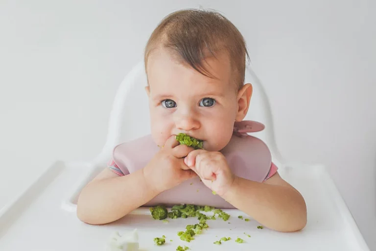 Tri namirnice koje nikako ne biste trebali davati bebama