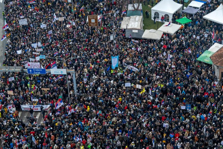 U Srbiji se održava najveći skup godinama unazad, pogledajte fascinantne prizore