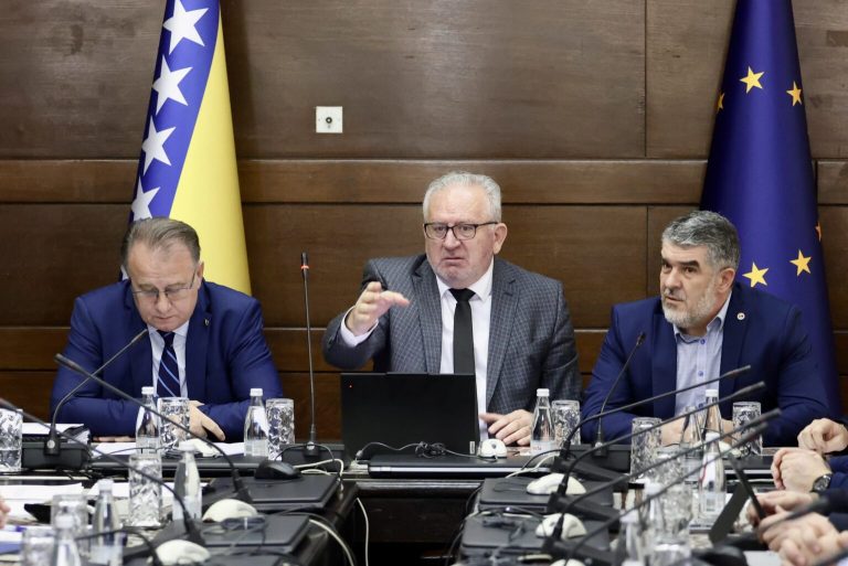 Vlada FBIH: 15 miliona KM za pomoć zanatima, kožnoj i tekstilnoj industriji