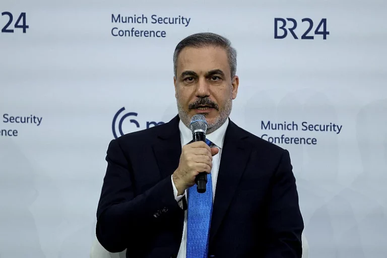 Turski šef diplomatije: Neke zemlje povlače poteze koji povećavaju tenzije, pozivamo na suzdržanost