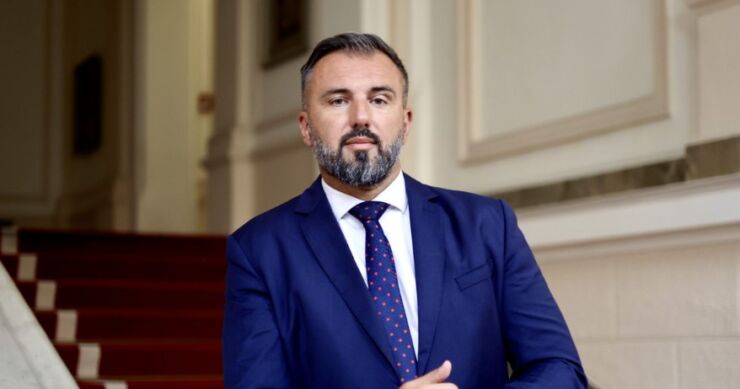 Igor Stojanović otkriva: “Stevandićevo obezbjeđenje se vratilo u BiH, on je ostao u Beogradu”