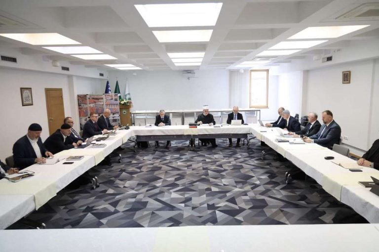 Vijeće muftija IZ u BiH: Otcjepljenje vodi u sukobe, mir je odgovornost svih