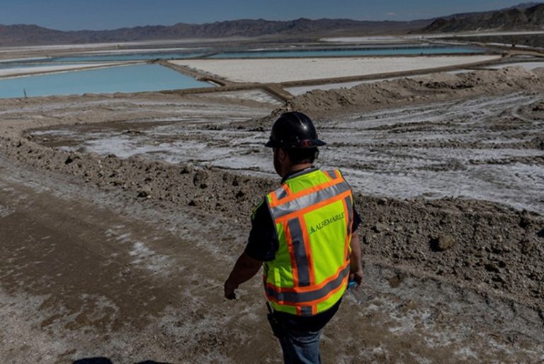 Kina povećava državne investicije u istraživanje strateških minerala