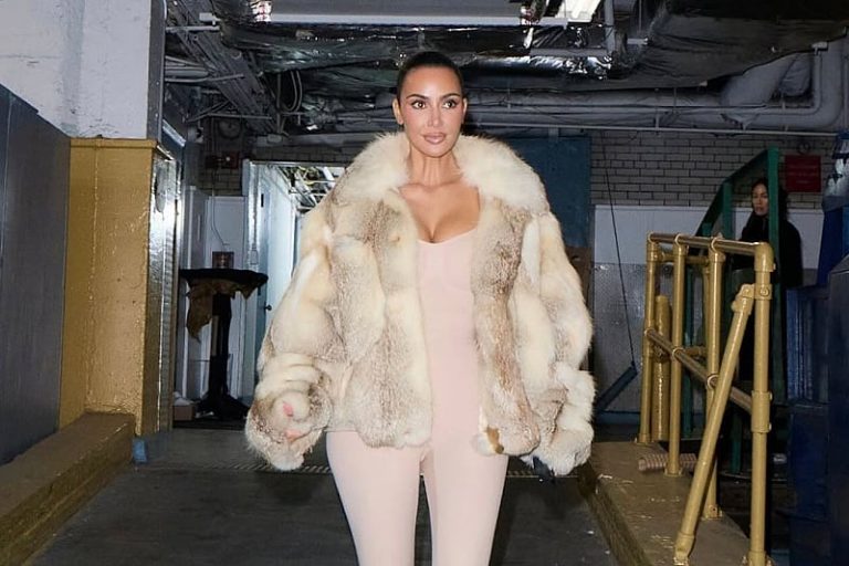 Modni dodaci Kim Kardashian izazvali niz reakcija: “Ovaj nakit vrijedi više od jedne kuće”