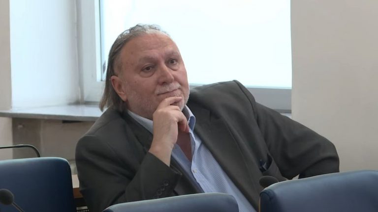 Pandurević ipak ne podnosi ostavku iako je to ranije najavio tokom verbalnog sukoba sa Štetom