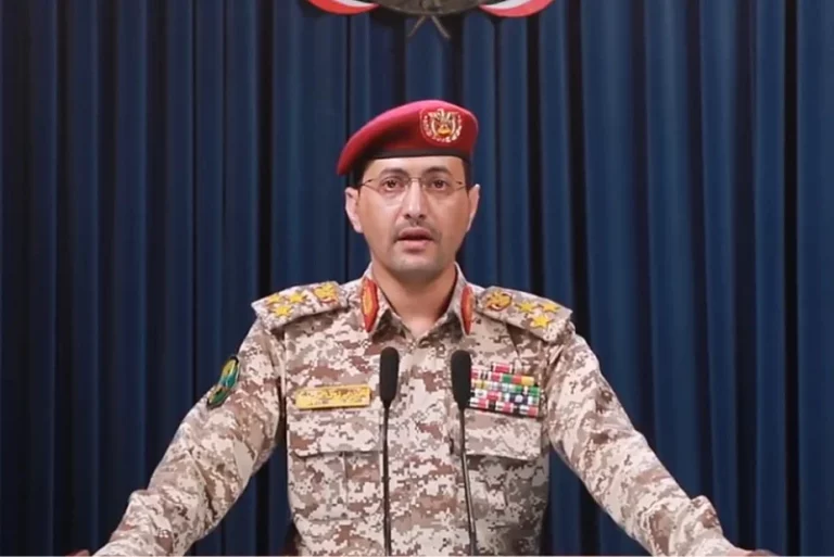 Huti neće sjediti skrštenih ruku ako SAD napadne Iran, zaprijetili uz poruku: “Gađat ćemo brodove u Crvenom moru”