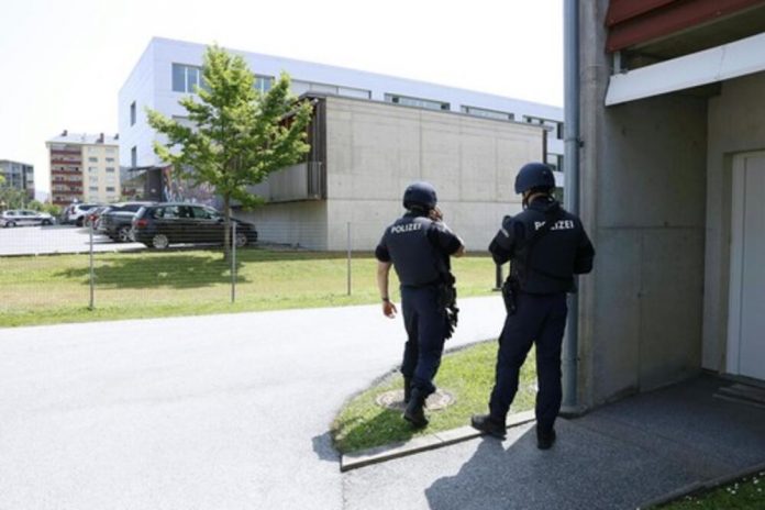 skola pucnjava Austrija masakr