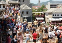 Mostar između simbolike i stvarnosti: Stari most kao podsjetnik na propuštene prilike